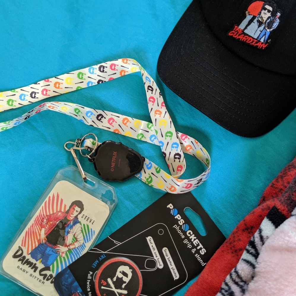 Stranger Things Bundle - Picture 4 of 5